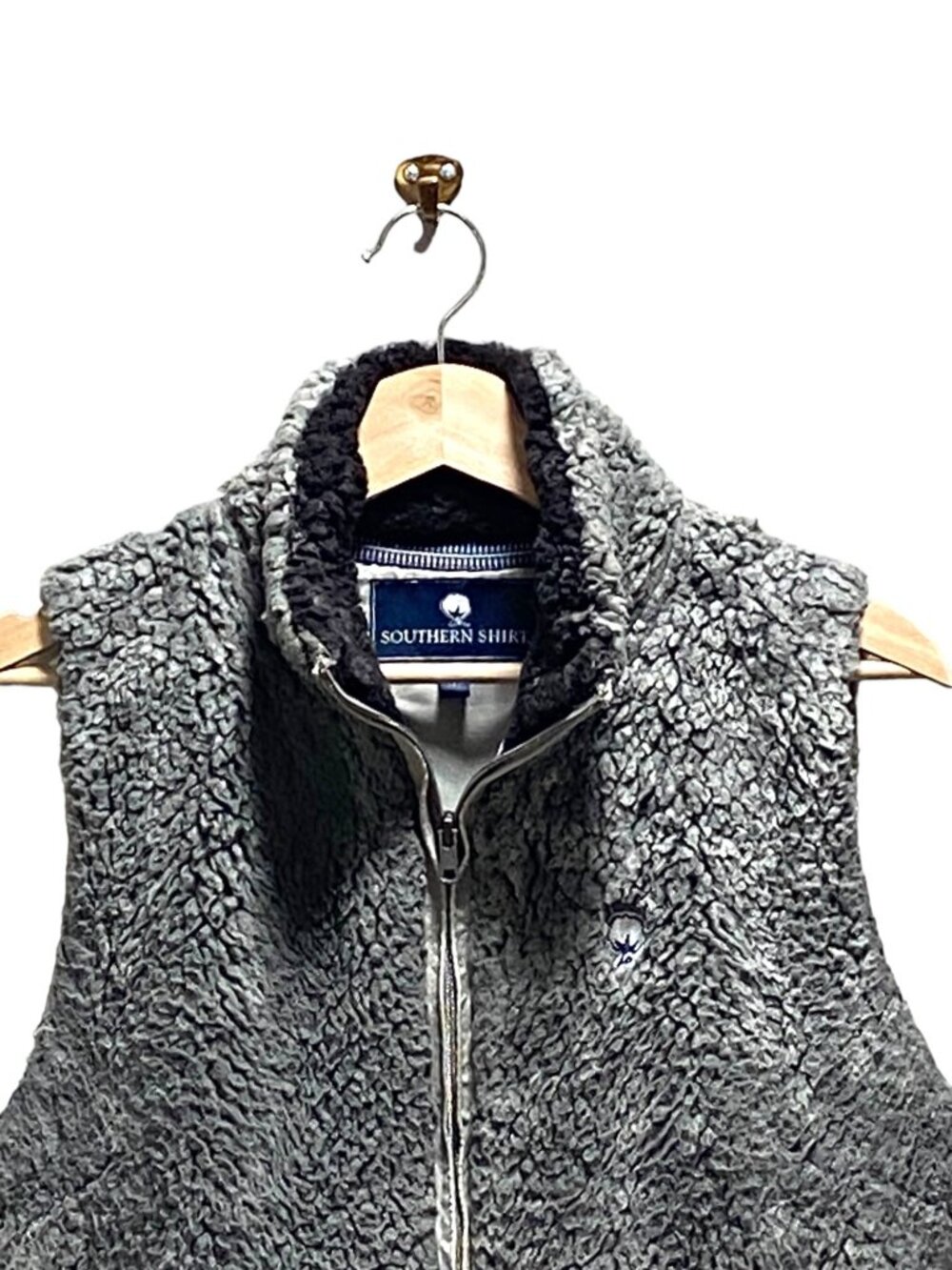 Southern Shirt Company Gray Zip Up Vest Coastal Fall-Ready - Picture 6 of 12